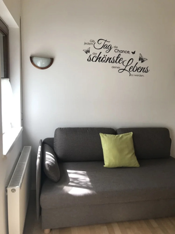 Knusperhaus mit Garten