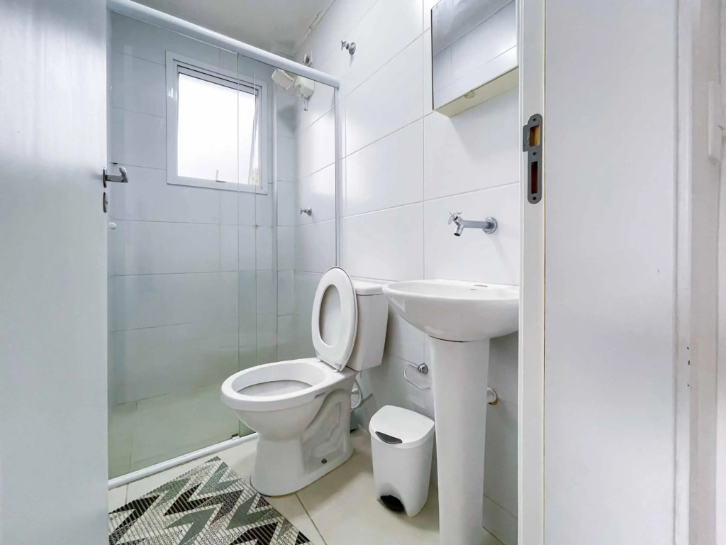 Apartamento Ubatuba, AR, Varanda Gourmet, Piscinas e 300mt Praia