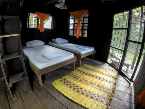 Amazon Experience Hostel