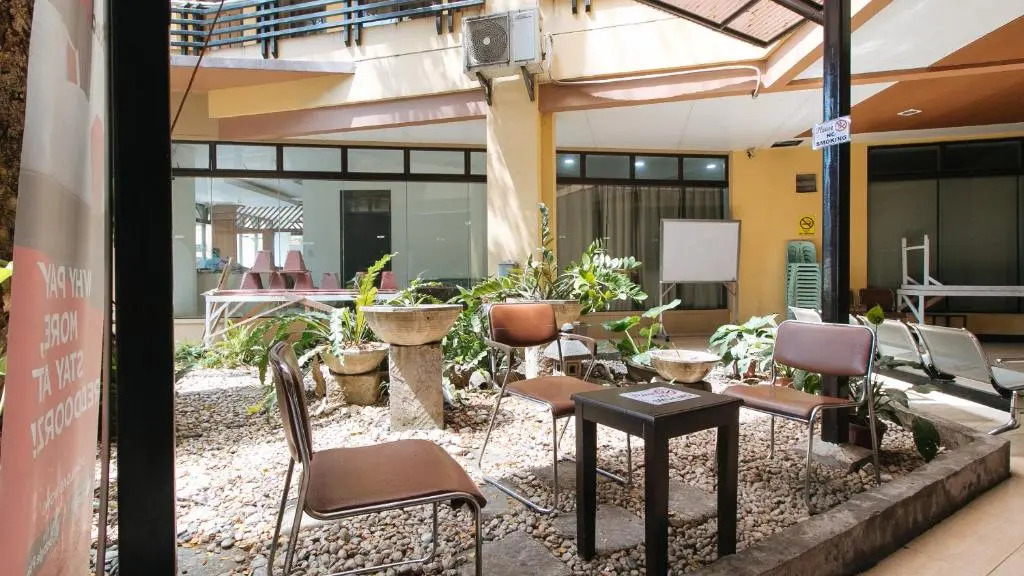 Arzo Hotel Grand Lodge