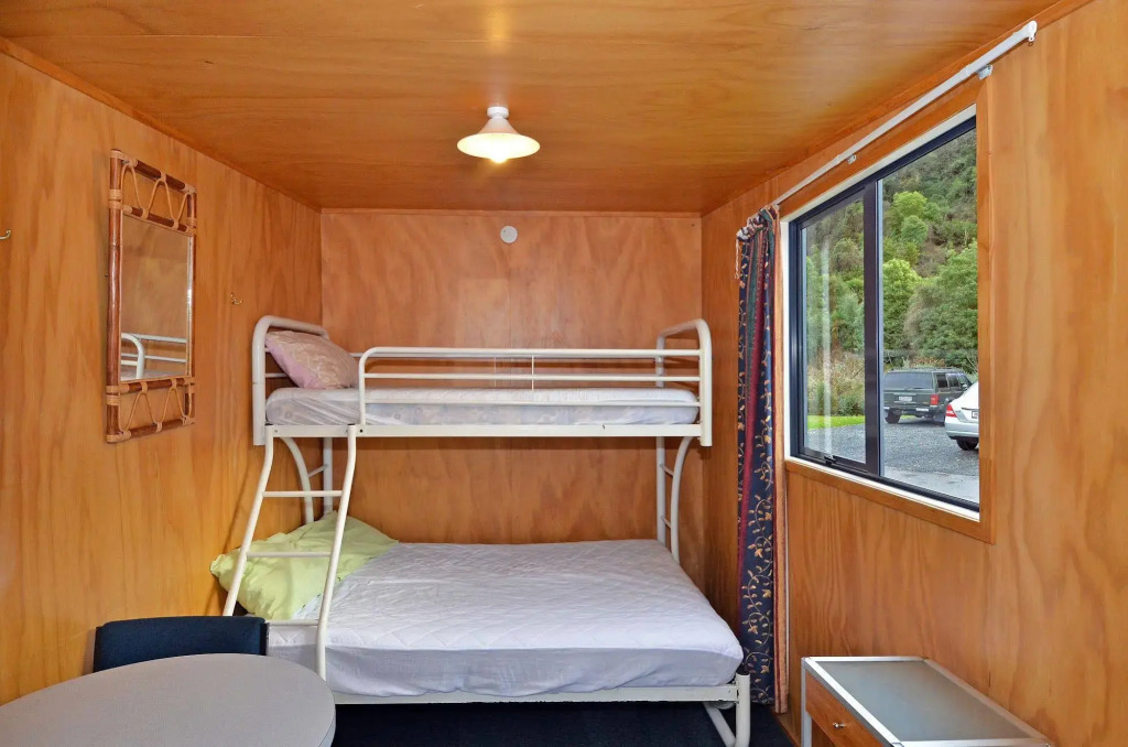 Leith Valley Holiday Park & Motels