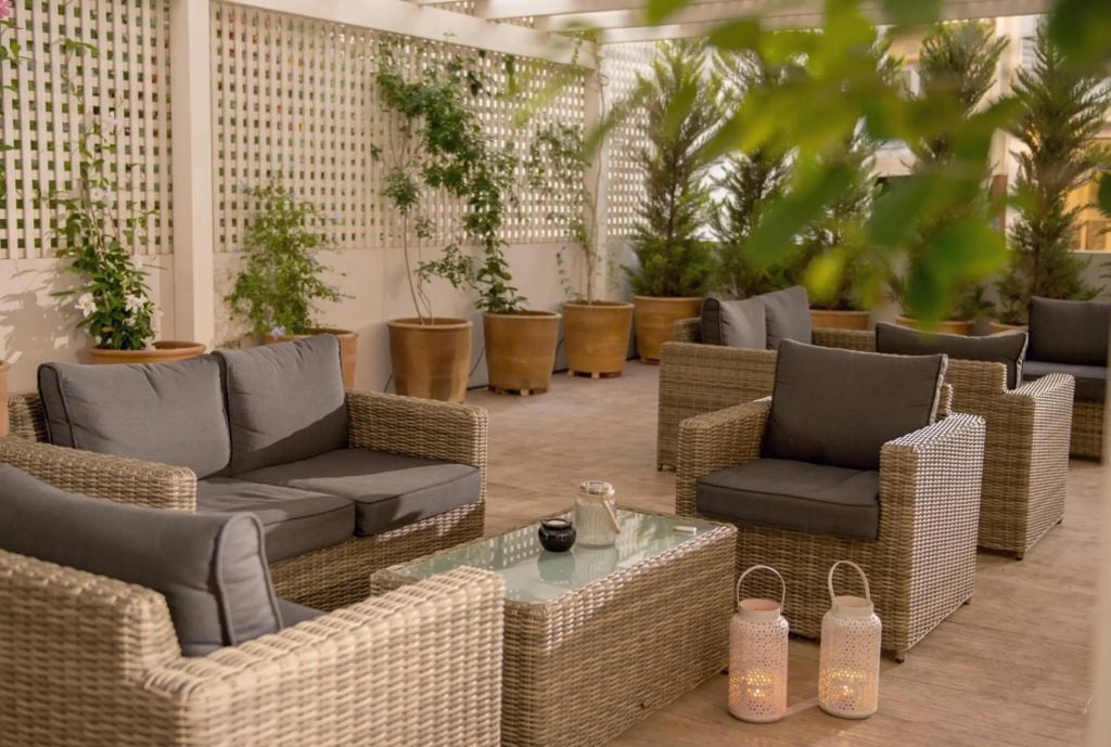 Irini Hotel