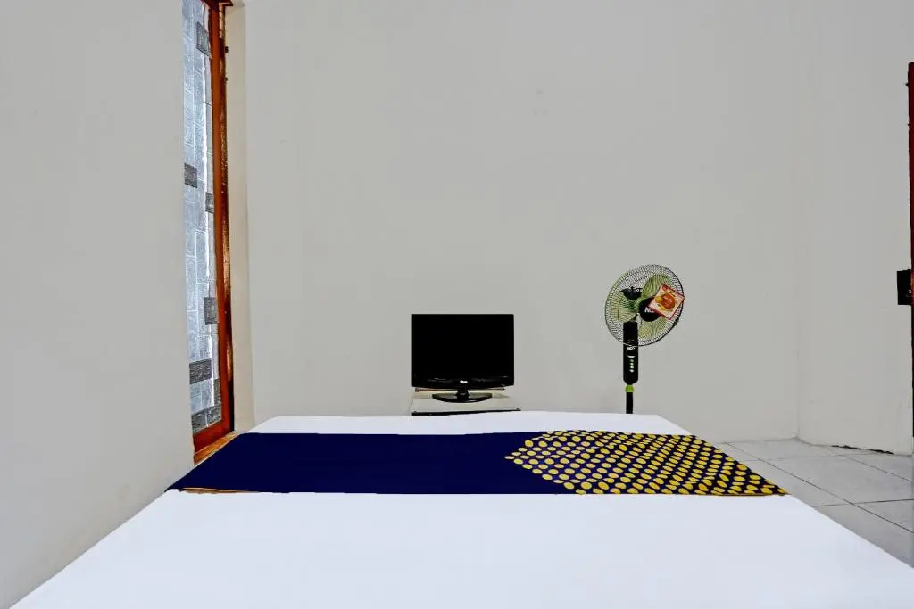 OYO LIFE 92077 Tarlo Guest House 3