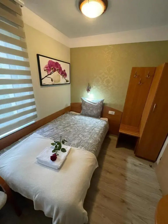 Villa Regina - Spokojna okolica - 100 metrów od lasu - blisko szpitala