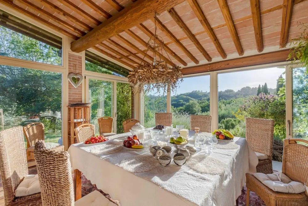 Villa Lorena a Vintage Family Villa