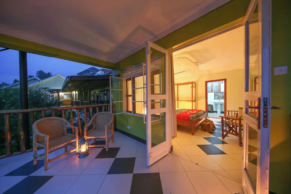 Papyrus Guest House