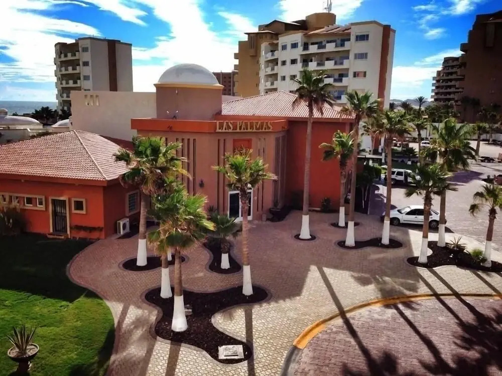 Las Palmas Resort At Sandy Beach: Condo Grande 603 2 Bedroom Condo by Redawning