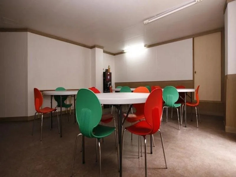 Bando Hotel