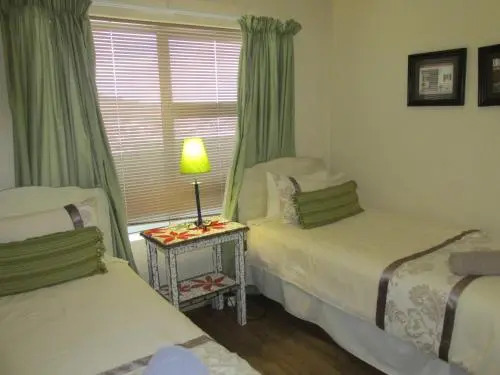 Point Village Accommodation - Ocean Two 43