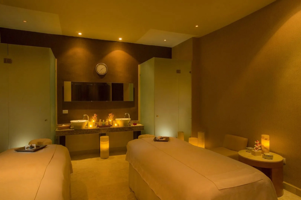 Beach Palace Family Resort & Spa - All Inclusive