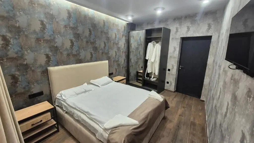Relax Mineral Hotwater House