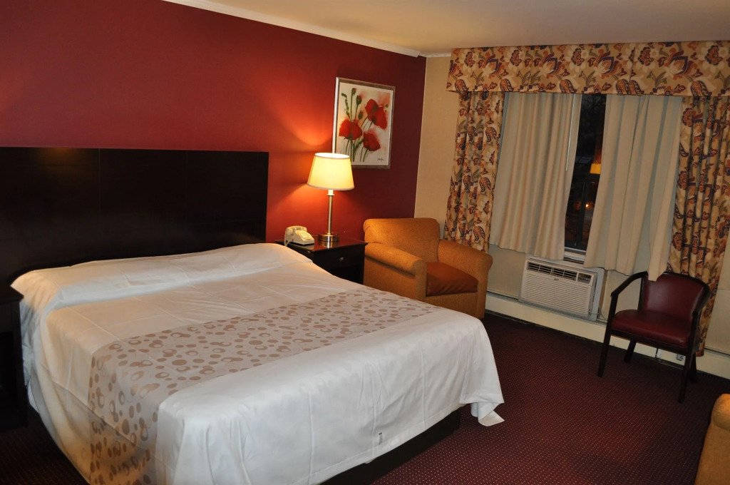 Par Central Motor Inn