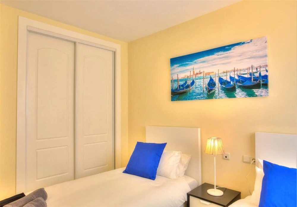2 Bedroom Apartment