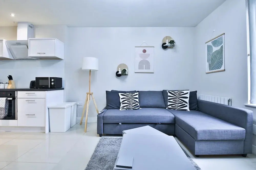 1-Bed City Nest in Cardiff