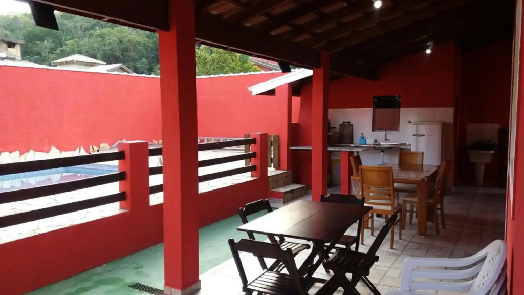 CASA 5Quartos- Condominio Verde Mar -Piscina-AR-Wiffi -Praia da COCANHA !!! Próx à divisa com UBATUBA !!!