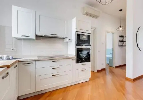 Modern flat near Piazza della Repubblica