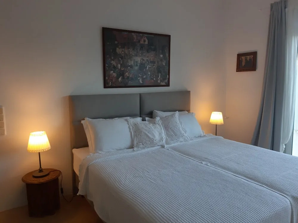 Villa White
