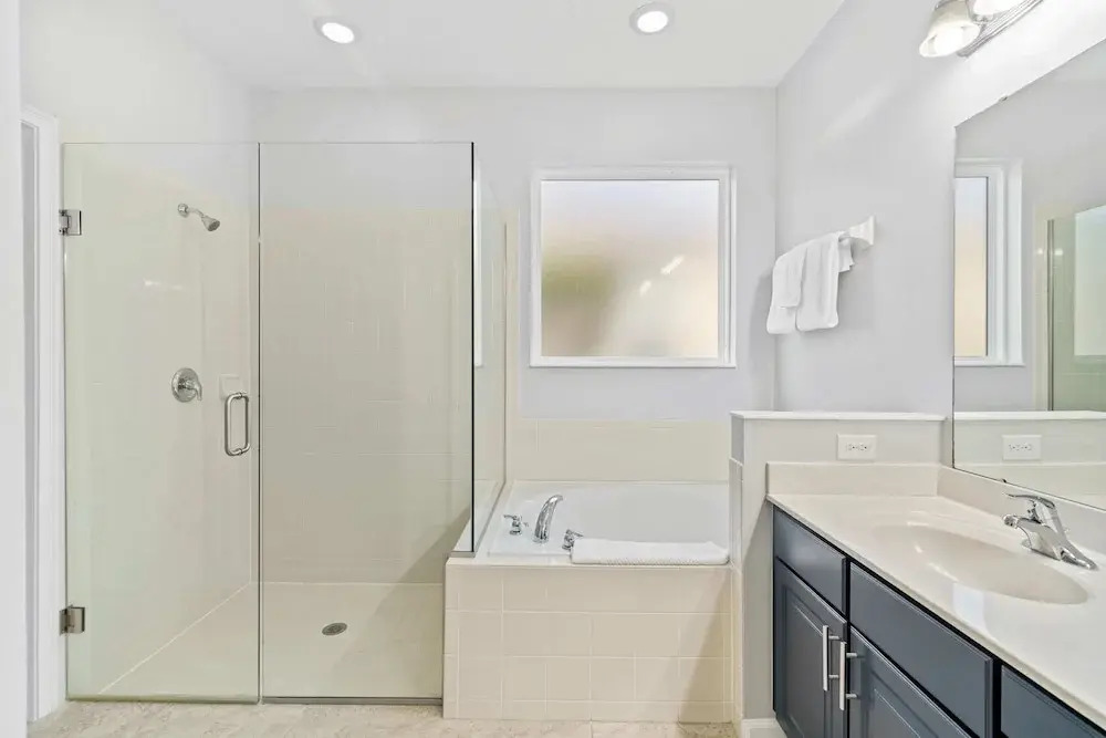4096 Oaktree Drive