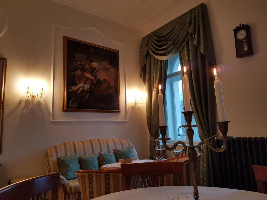 Charles apartment