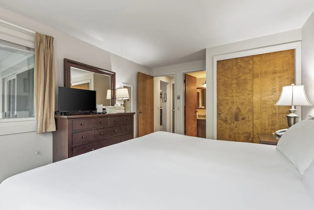 Snow Flower 135 2 Bedroom Condo by RedAwning