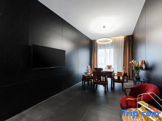 Ramada by Wyndham Wuhan Hankou Railway Station
