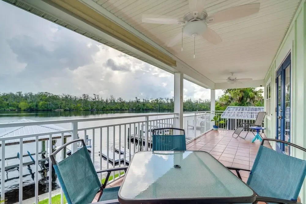 Private Dock & Water Views! Homosassa Retreat