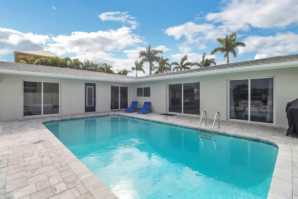 5609 Del Rio Ct