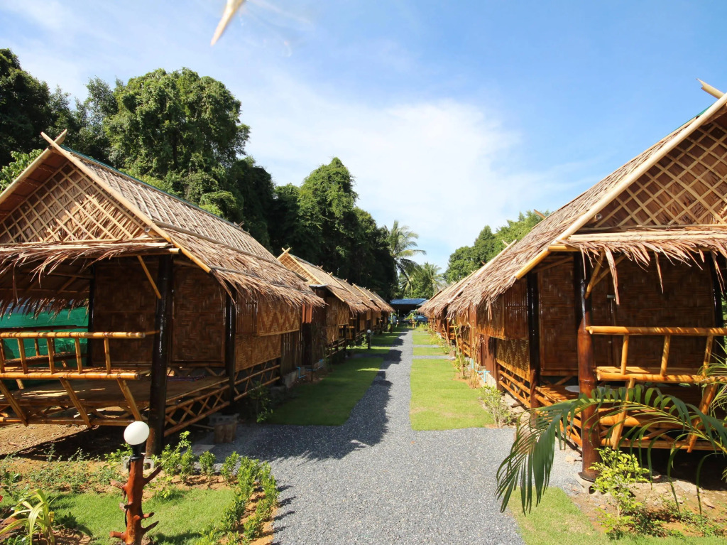 Phuhaya Bamboo Bungalows