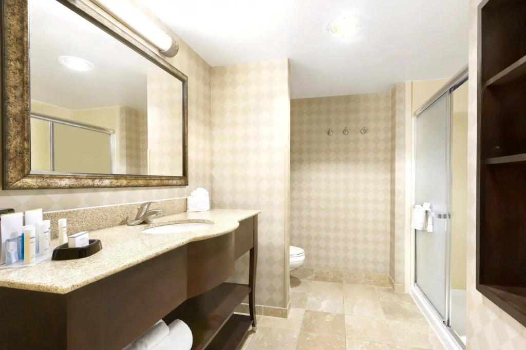 Hampton Inn & Suites Herndon-Reston