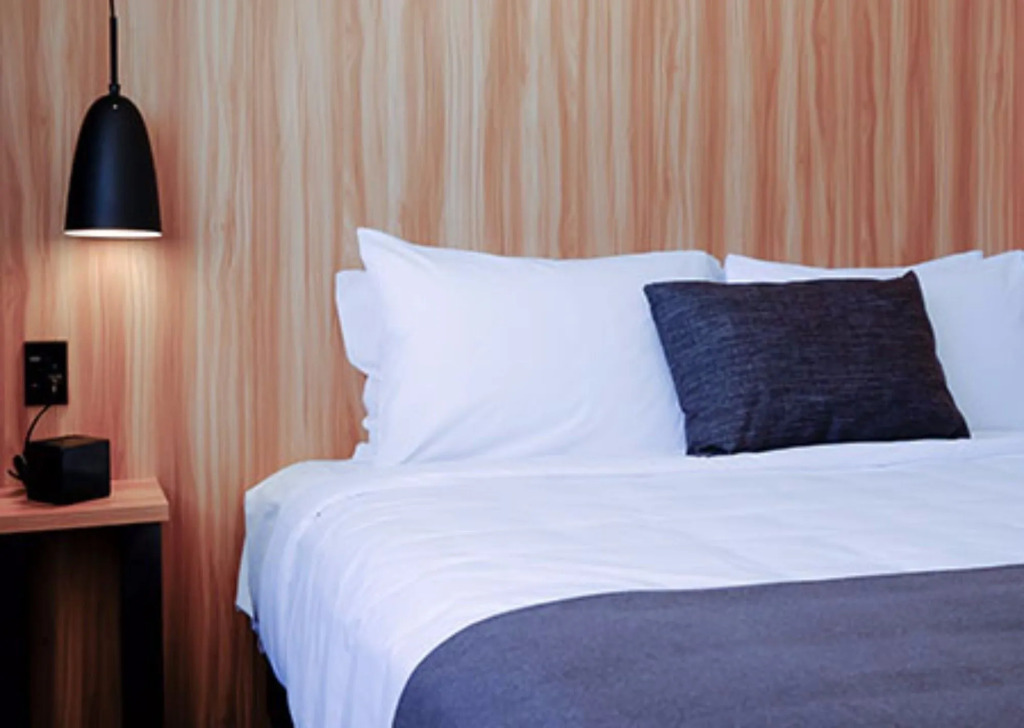 No. 9 Hotel