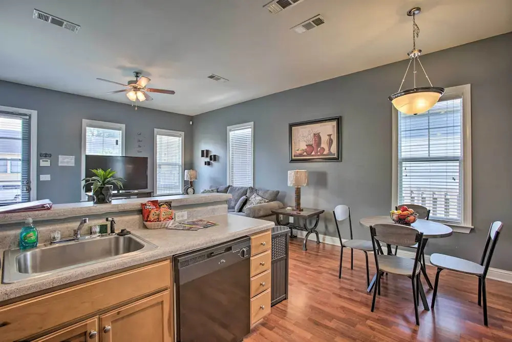 Nola Home 2 Blocks to Streetcar, Cafes & Bars
