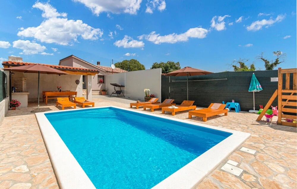 Nice Home in Galizana With Wifi and 2 Bedrooms
