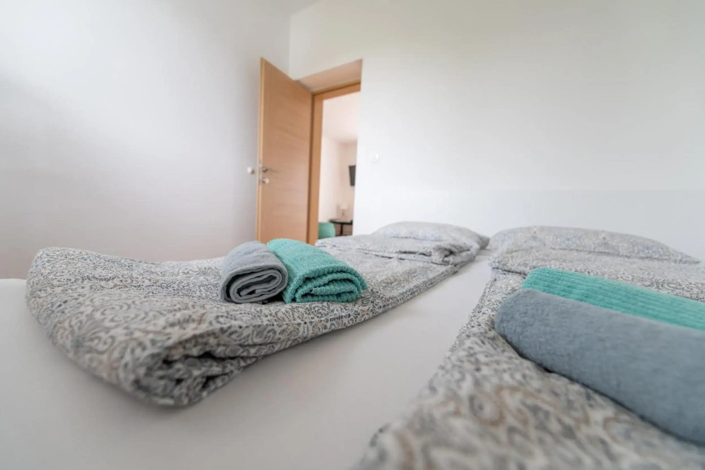 Sunny Villa Apartments