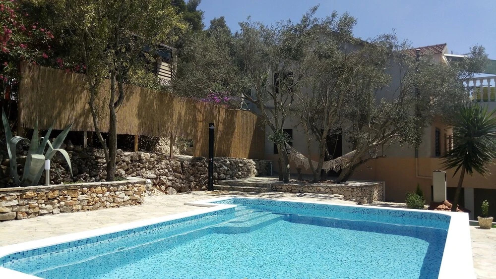 Apartments Franica