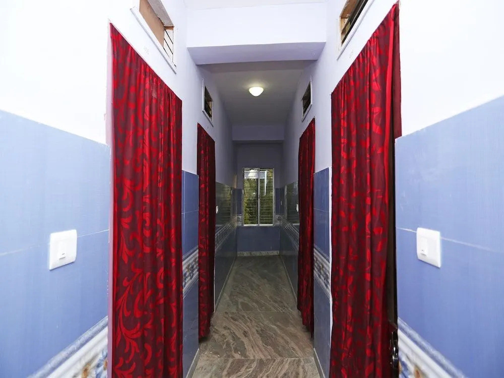 OYO 24642 Manorama Guest House