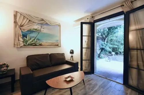 Saint Tropez centre. Suite les Canoubiers pour 4