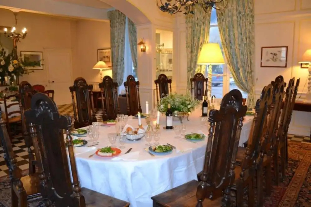 Luxury apartments near the Eiffel Tower