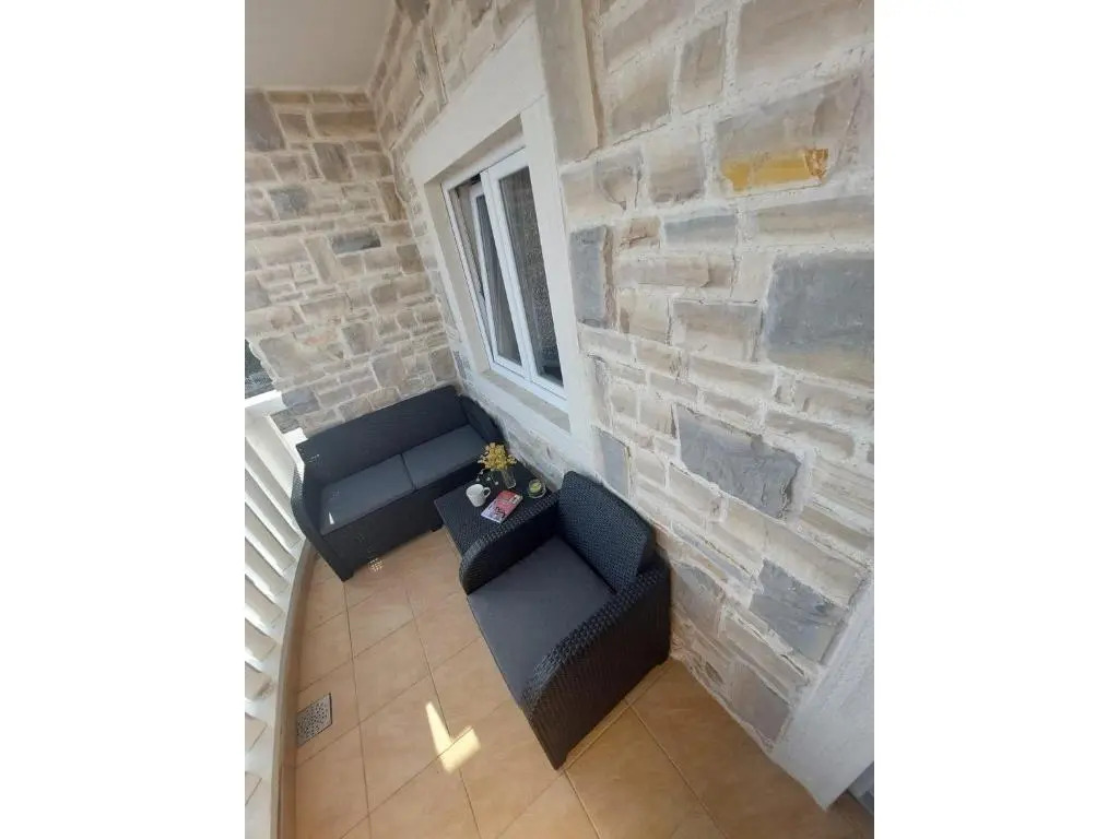 Villa Stone