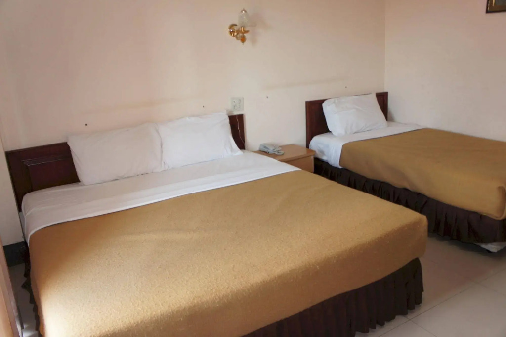 Chaleunehoung Hotel