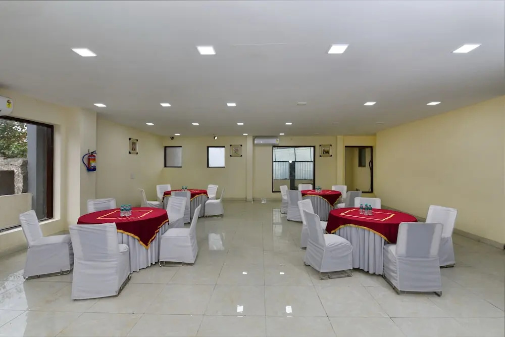 Hotel Blue Pearl Noida