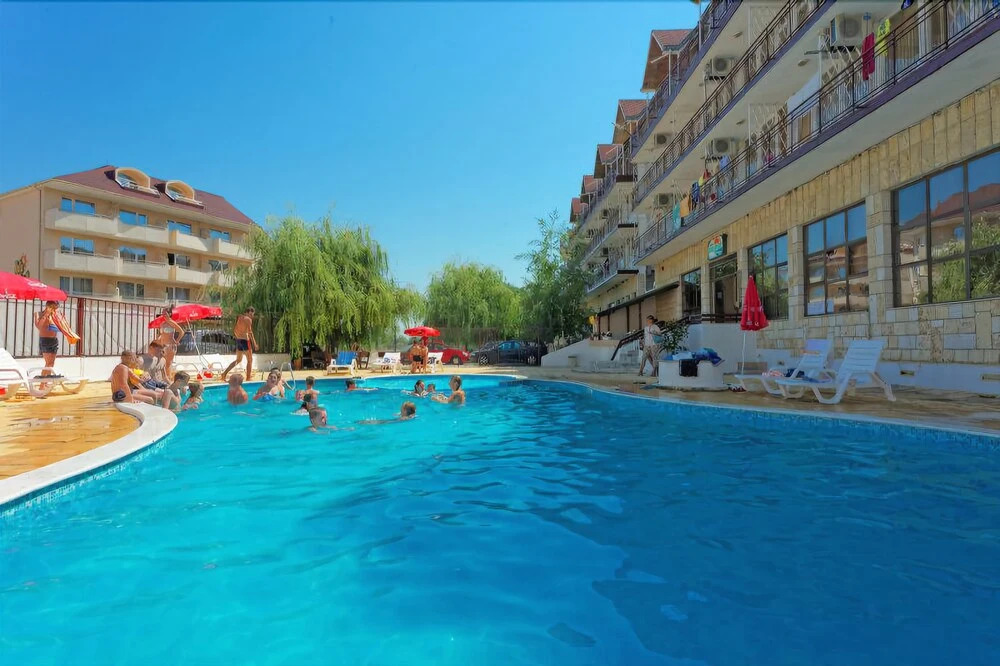 Club Hotel Vedren