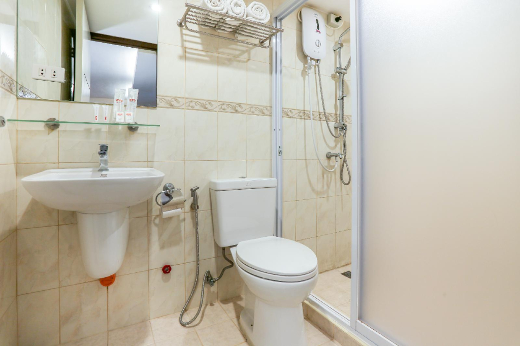OYO 419 La Scala Residences