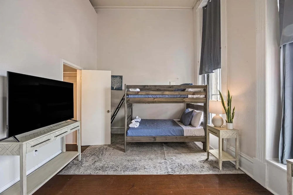 The Mensing Loft 3 Bedroom Home