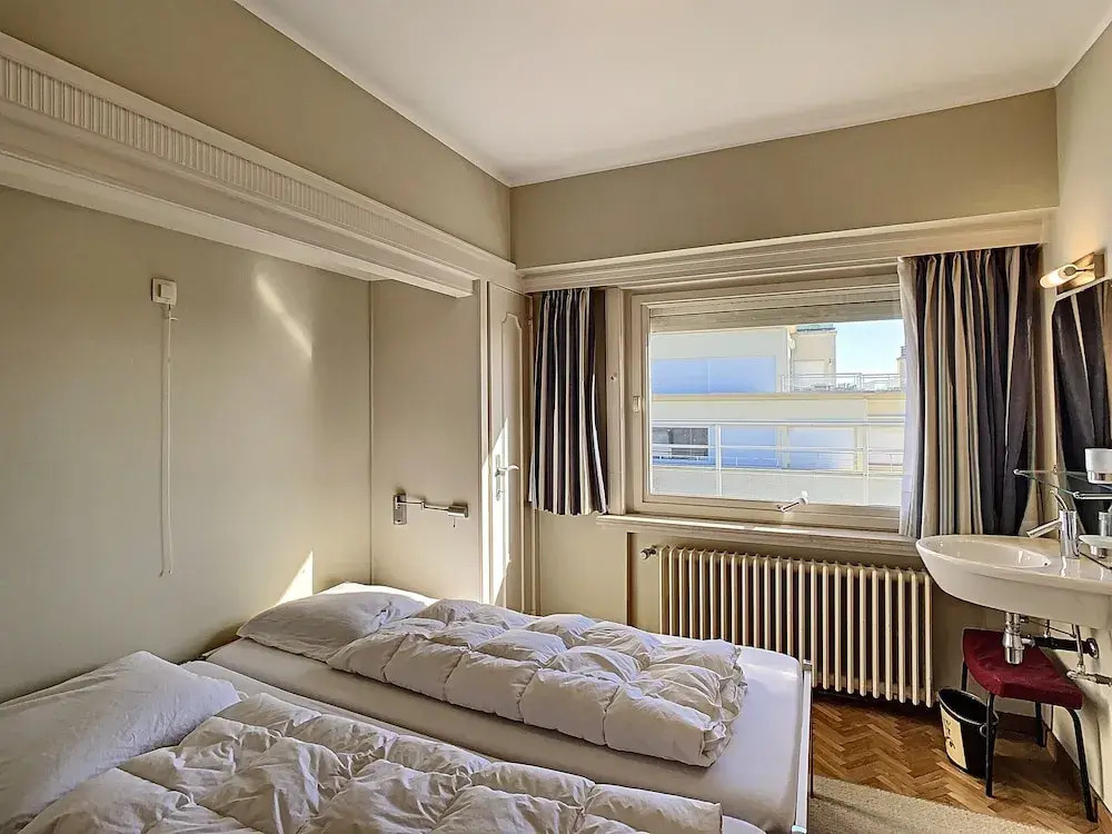 Apartment in Duinbergen With Sea Views