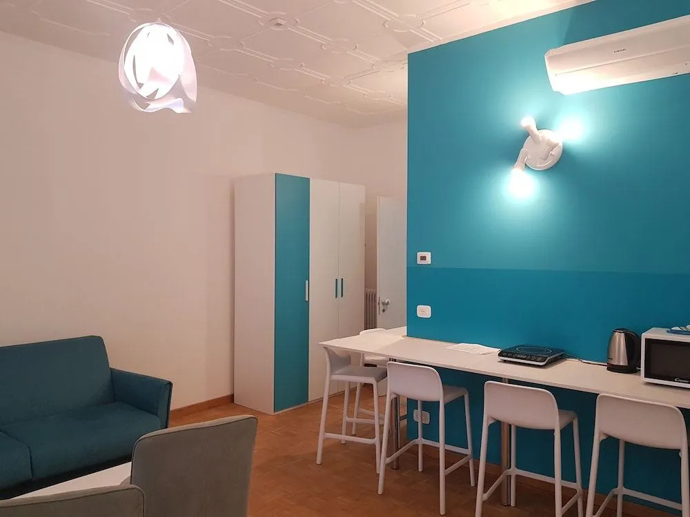 Trieste Center Rooms & Apartments - Fiori di Trieste