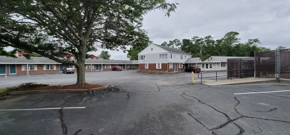 Town & Country Inn