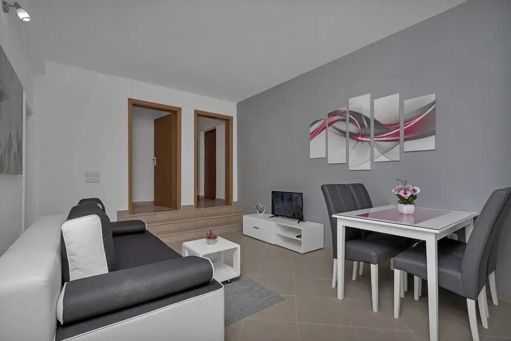 Petar - 200 m From Beach - A1