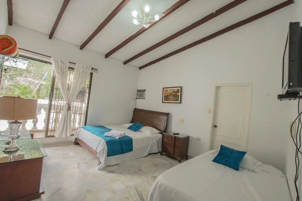 Hostal Casa Cristales