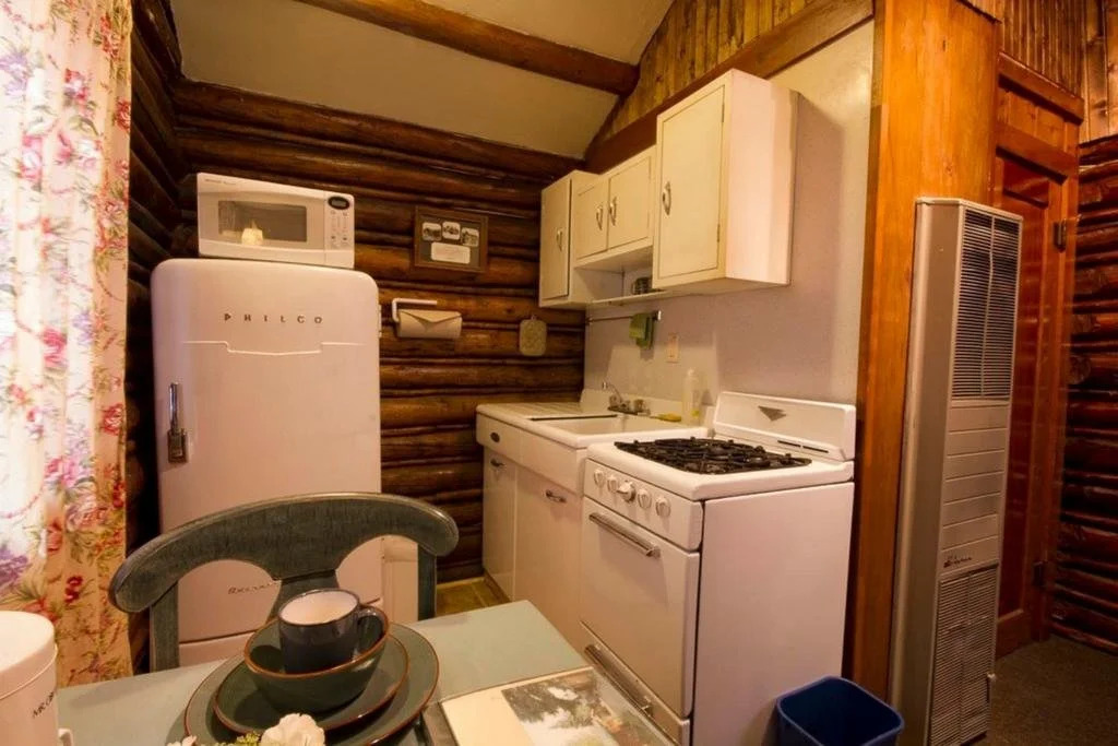 Log Cabin Motel