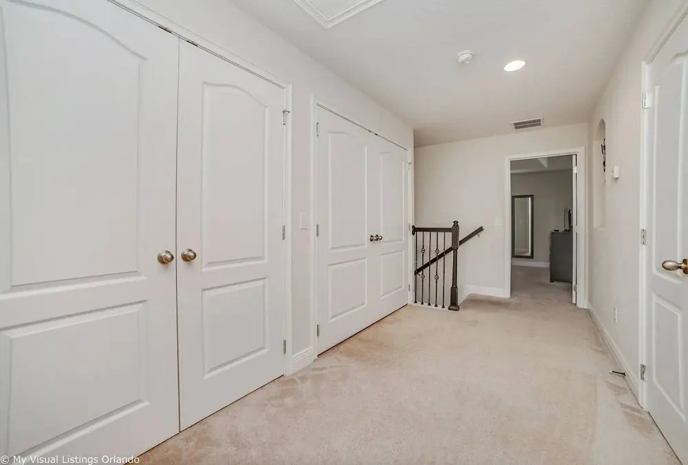 Spacious 4BD Town Home With Private Patio - Near Disney Parks AND Golf #8127